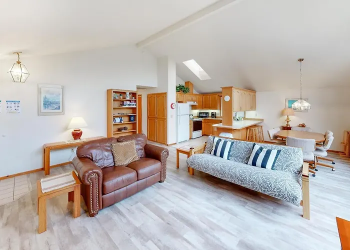 Captain Bill\'S Beachhouse